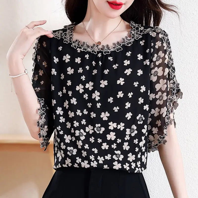 Women Summer Elegant Loose Temperament Printing Hollow Out O-neck Short Sleeve Chiffon Shirt Ladies Casual All-match Trend Tops